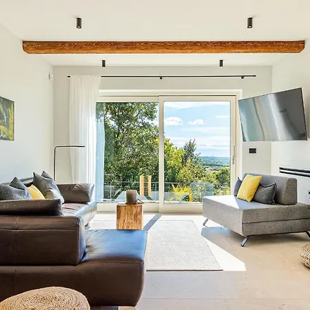 別荘 Regina Markovac